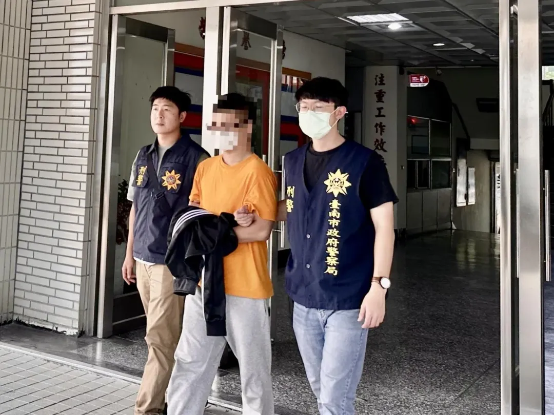 台南兩男子自學大麻種植技術,精心控制溫度、水、肥料等環境,實則為製毒「假農民」。(圖/翻攝畫面)