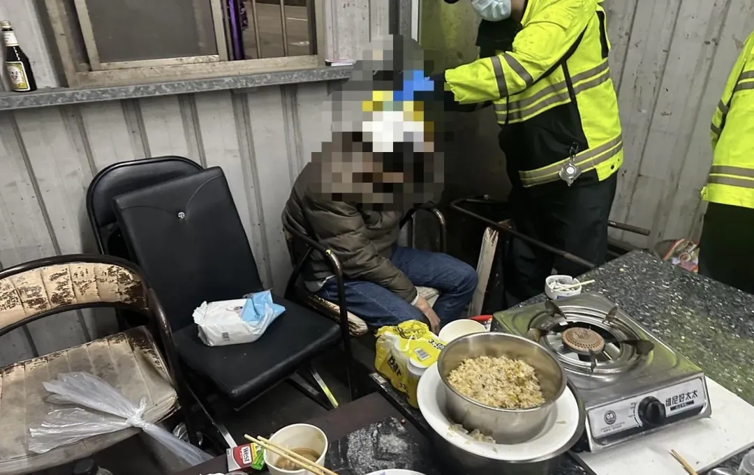 陳男只是勸架莫名遭到利剪刺頭,目前昏迷指數3,救活也是植物人。(圖/翻攝畫面)
