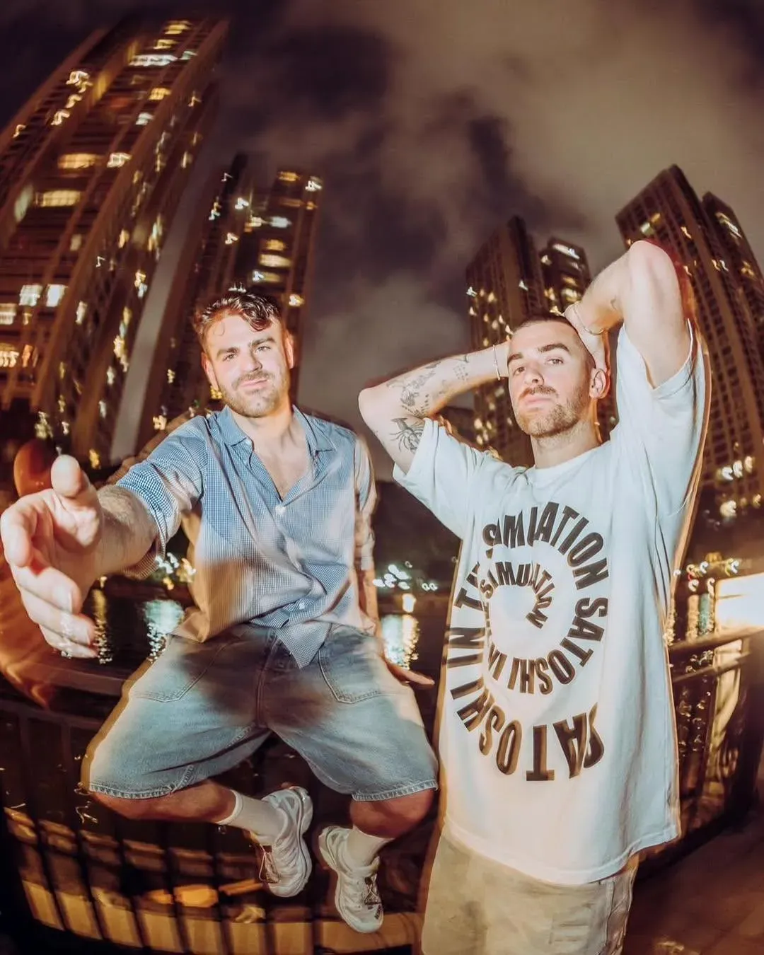 老菸槍雙人組（The Chainsmokers）原本預計3月來台演出。（圖／翻攝自thechainsmokers IG）