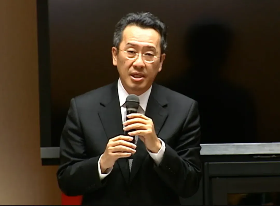 顧立雄2013年擔任洪仲丘案義務律師時喊「不允許軍法復辟」。（圖／中天新聞）