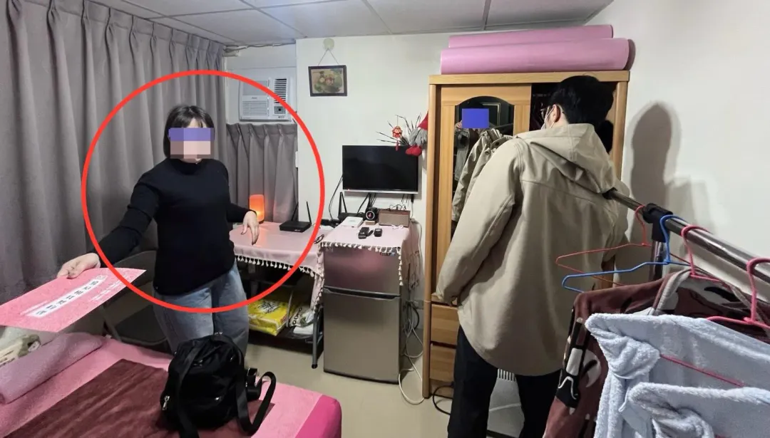 51歲婦人在套房賣淫遭警方查獲。（圖／翻攝畫面）