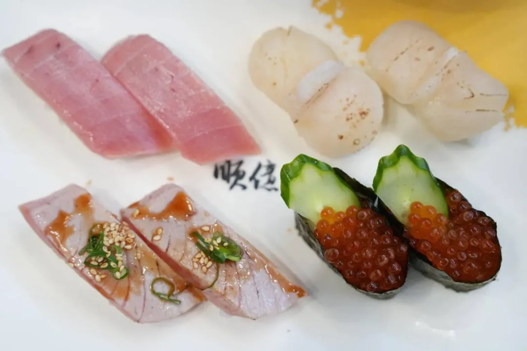 新濱町海洋廚房集合15家超人氣美食。（圖／高雄市政府提供）