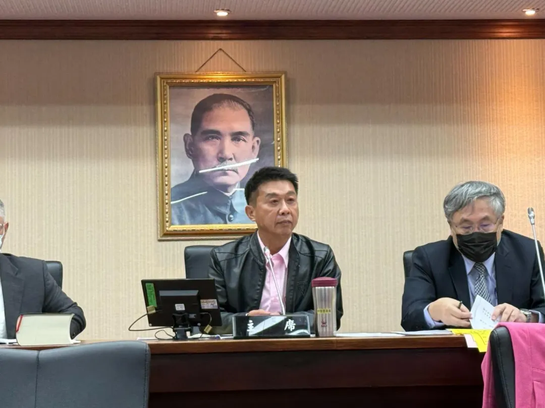 民進黨驚爆共諜案，二案都和民進黨立委許智傑辦公室有關。許智傑表示，若有違法，絕不寬貸。（圖取自許智傑臉書）