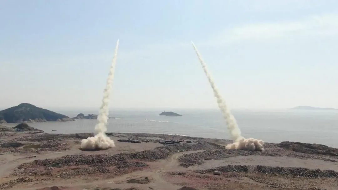 大陸軍演畫面。(圖/央視)