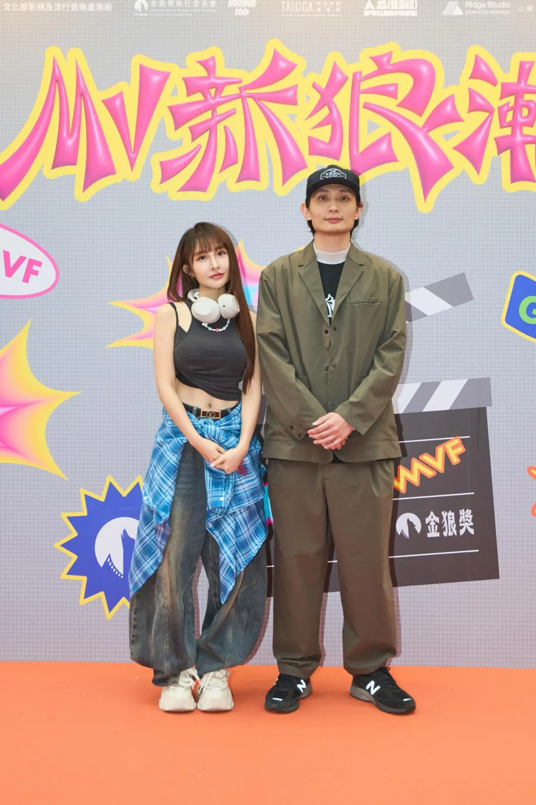 張若凡與億萬導演殷振豪。（圖／索尼音樂提供）