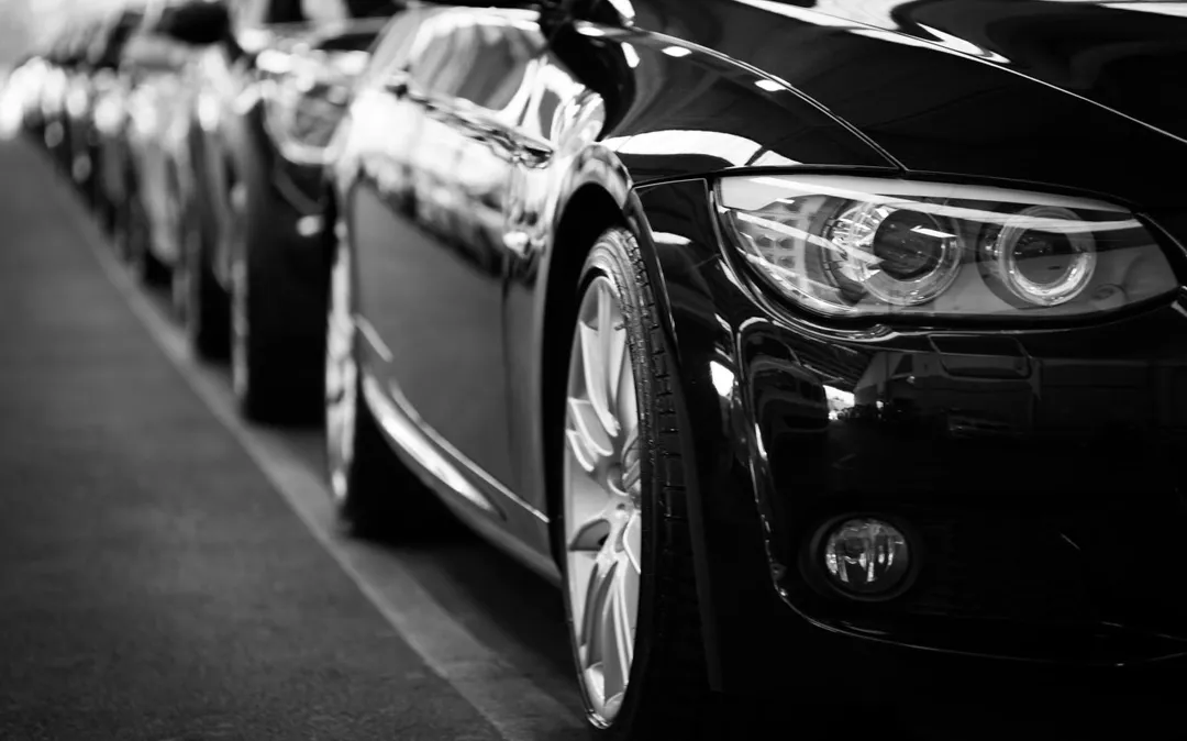 民眾停車輪胎壓白線挨罰1200元。(示意圖/取自pexels)