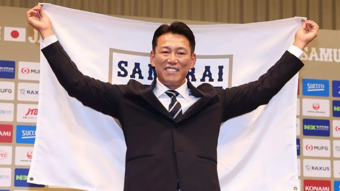 井端弘和肩負經典賽衛冕重任。(圖/翻攝自日本電視台)