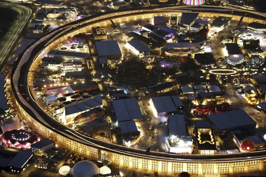 大阪世博建築物「大屋頂環」（The Grand Ring）。（圖／美聯社）
