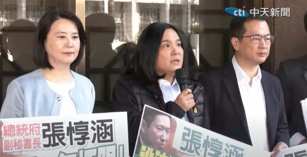 國民黨團14日赴北院對張惇涵提告。（圖／中天新聞）
