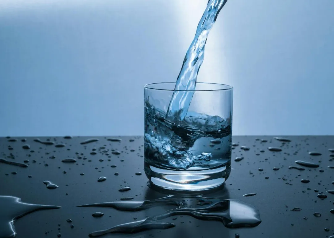 水喝得剛剛好才是重點。（示意圖／pexels）