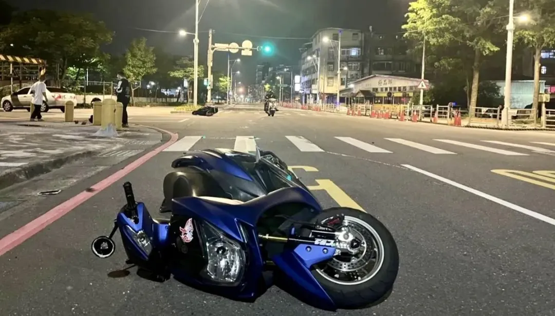基隆今凌晨發生一起死亡車禍。(圖/翻攝畫面)