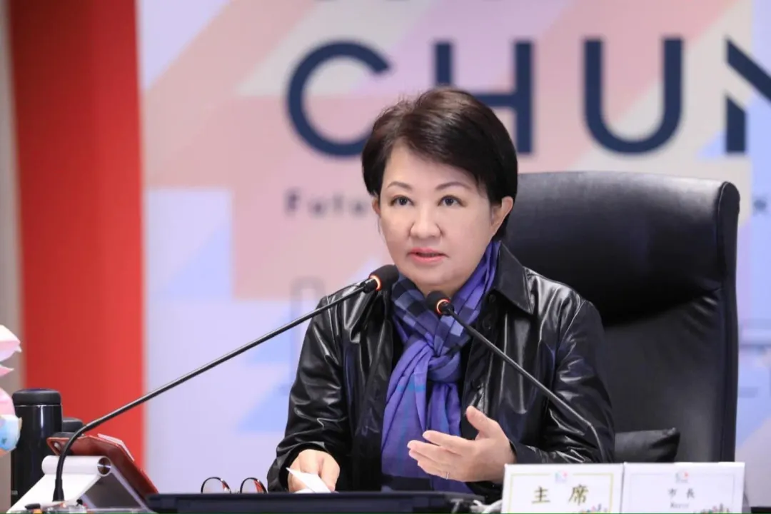 盧秀燕今受訪表示,她和賴清德互動熱烈也有交談。(圖取自盧秀燕臉書)