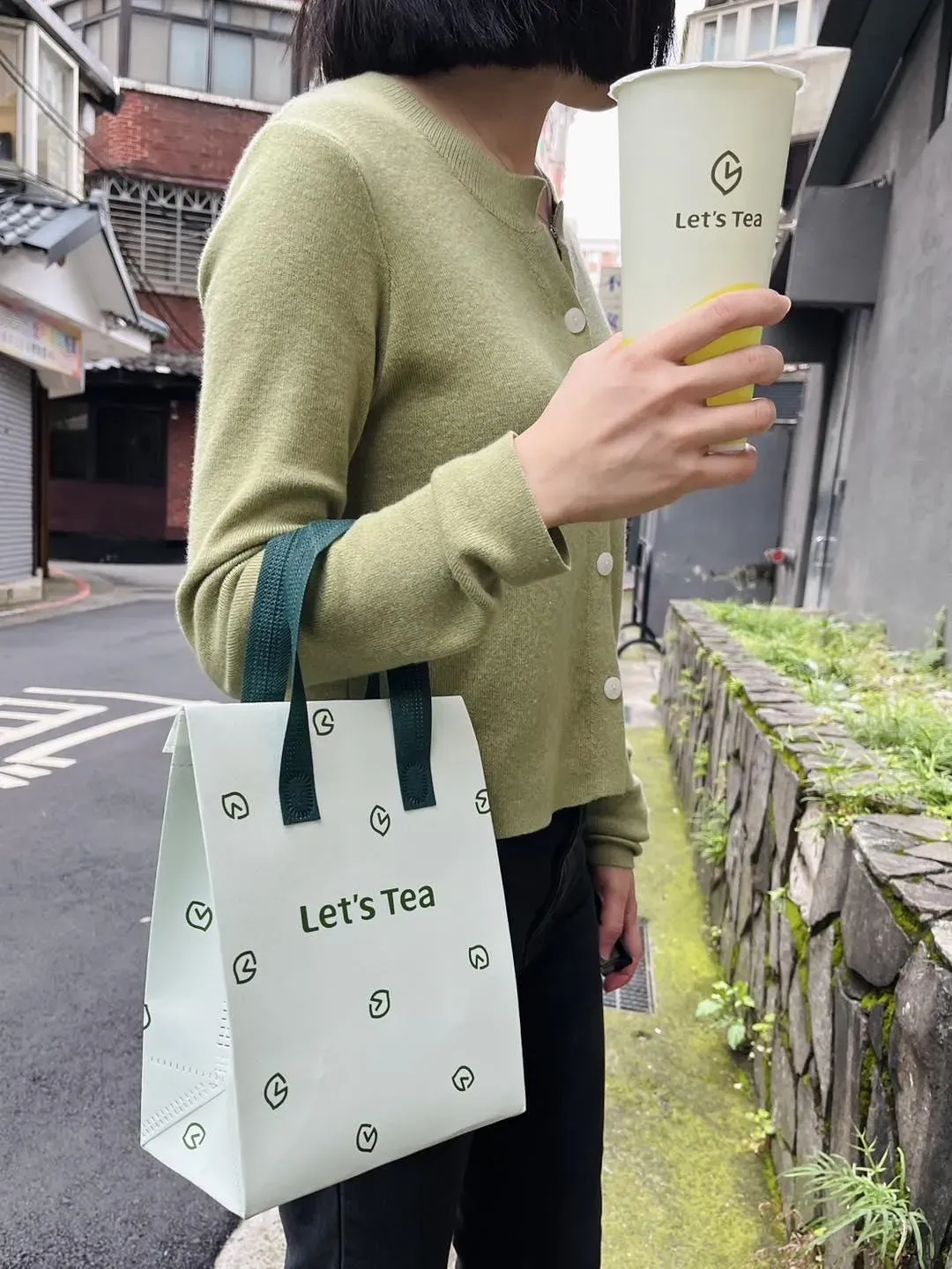 Let's Tea保冷袋。（圖／翻攝自全家臉書）