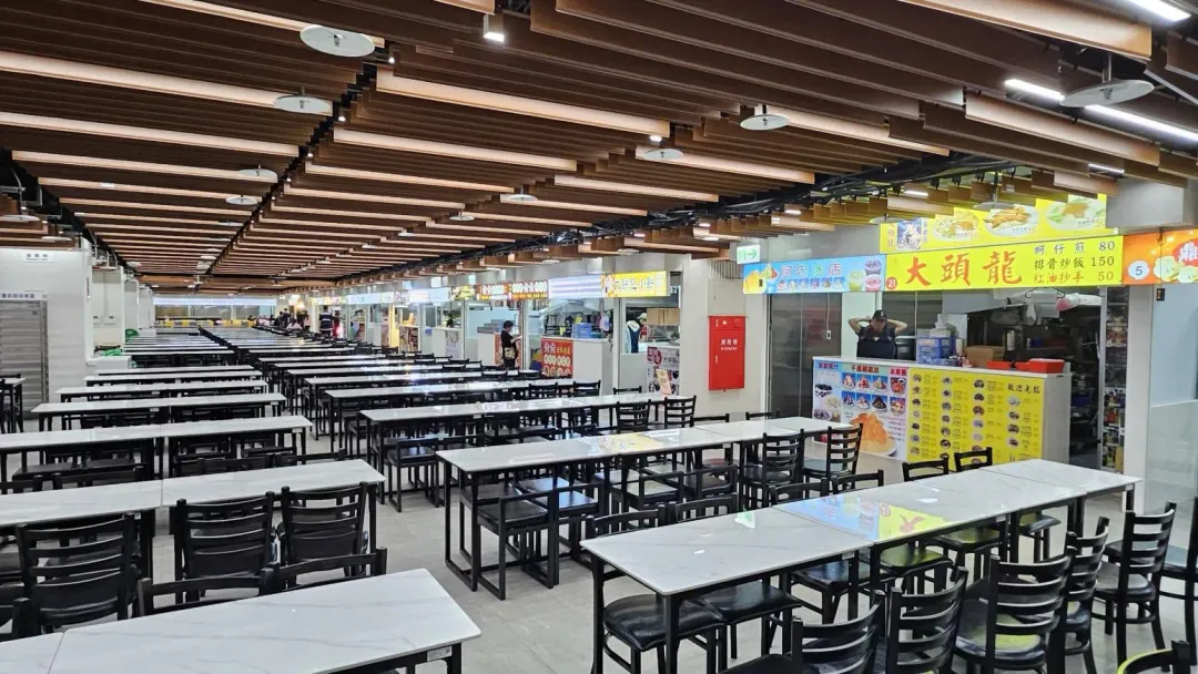 士林市場地下美食街砸1億元翻新。（圖／台北市公有士林市場提供）