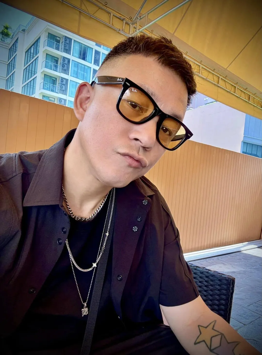 阿Ben對於近日被Makiyo爆出與楊丞琳的緋聞，表示自己對於以前的事情不想再多談。（圖／翻攝自阿Ben臉書）