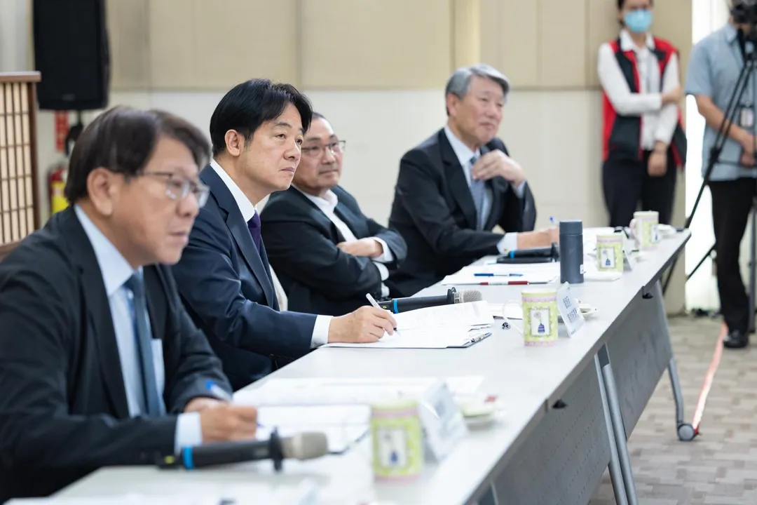 總統賴清德（左二）、經濟部長郭智輝（右一）。（資料圖／總統府）