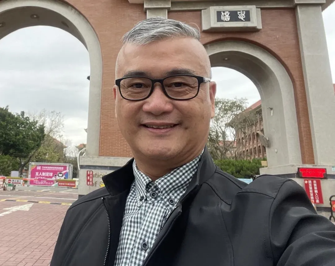 台灣命理專家高輔進示警，台灣及周邊地區今年農曆7月要注意災害帶來的嚴重衝擊。（圖／翻攝自Facebook@科學的玄學 高輔進 官網）