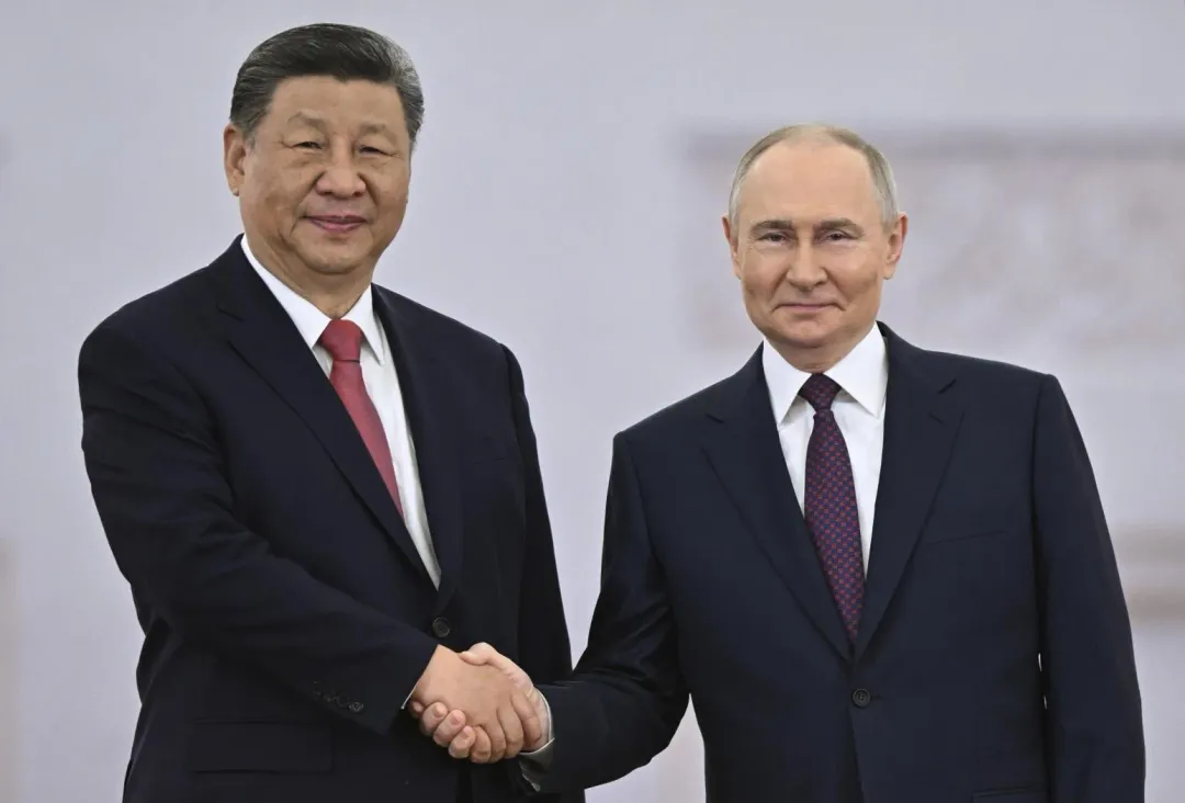 習近平在莫斯科與俄羅斯總統普丁今日稍早舉行會談，並簽署聯合聲明。（圖/美聯社）