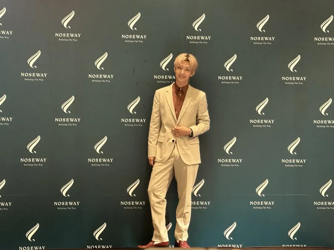 炎亞綸對於網友將他和黃子佼相提並論，苦笑吐露心聲。（圖／記者 伍映澄 攝）