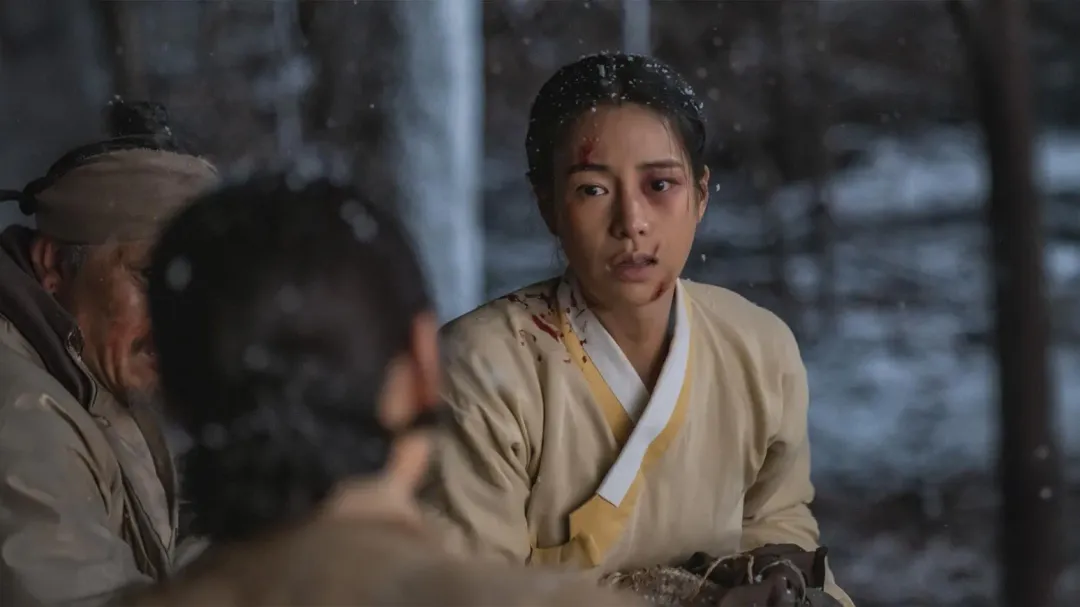 林知衍《玉氏夫人傳》淪為奴婢慘遭獻身，勇敢向主人反擊。（圖／中天娛樂台&nbsp; 提供）