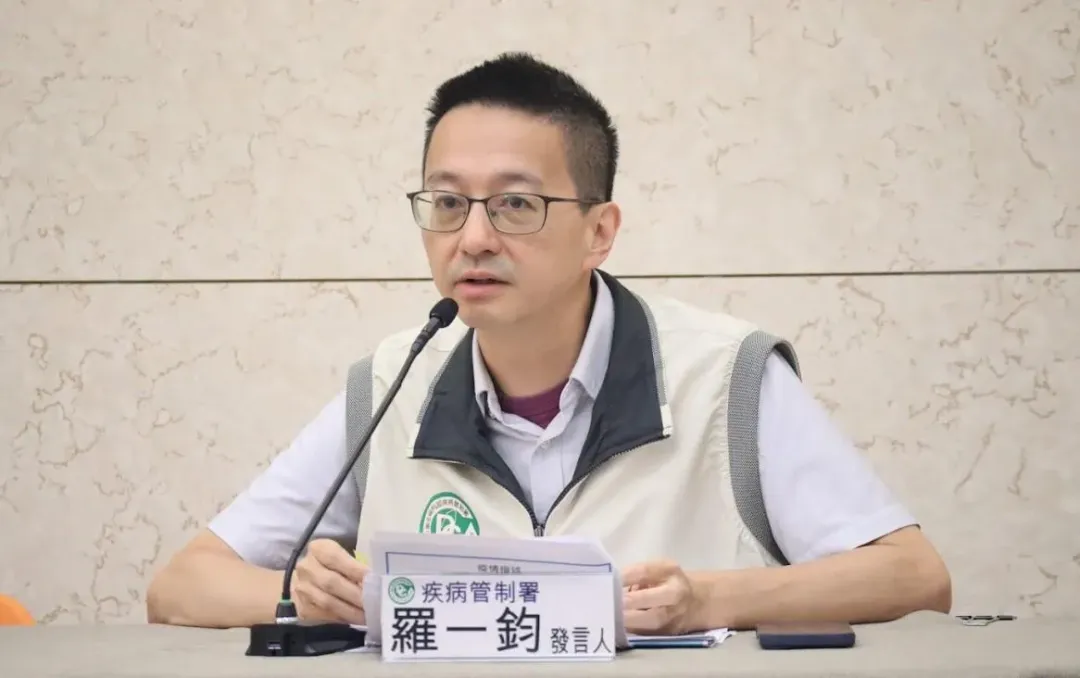 疾管署發言人羅一鈞表示,新冠疫情已連續5週上升,約為去年同期4成左右。(圖/疾管署提供)