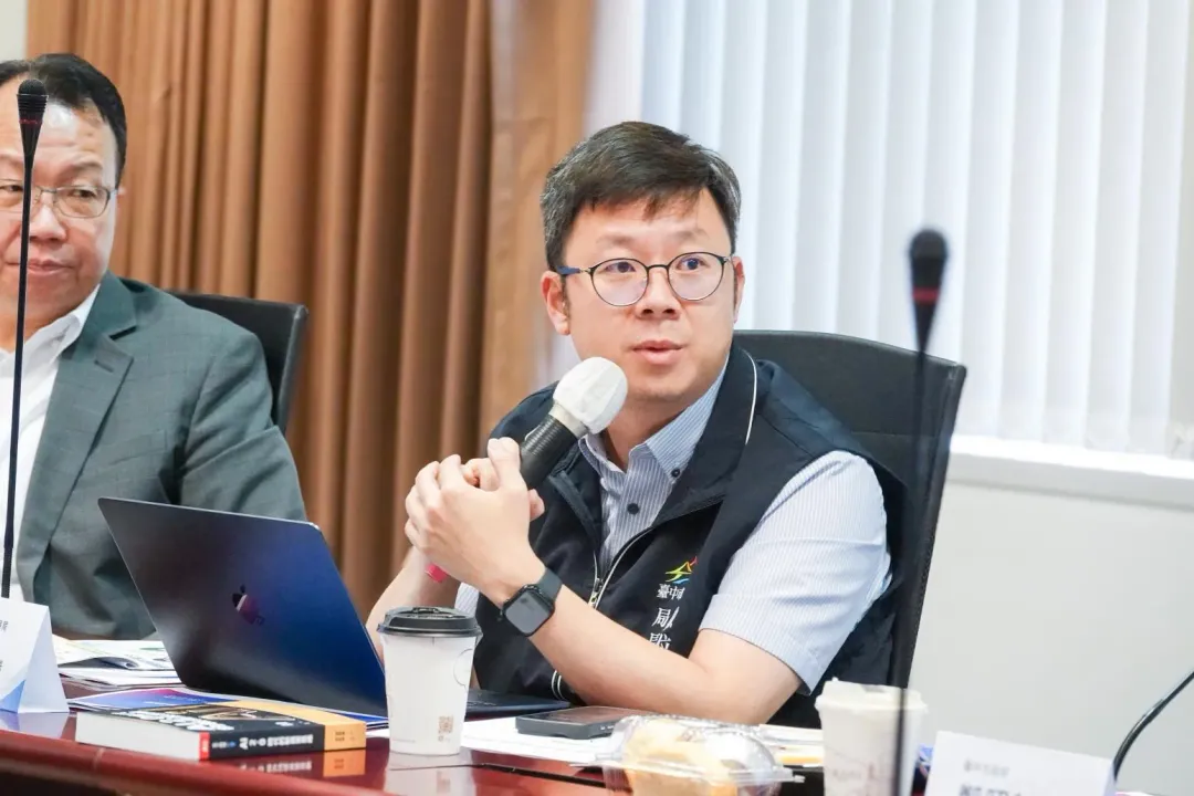 台中市數位發展局長林谷隆主持台中數位產業研討會。（圖／台中市政府提供）