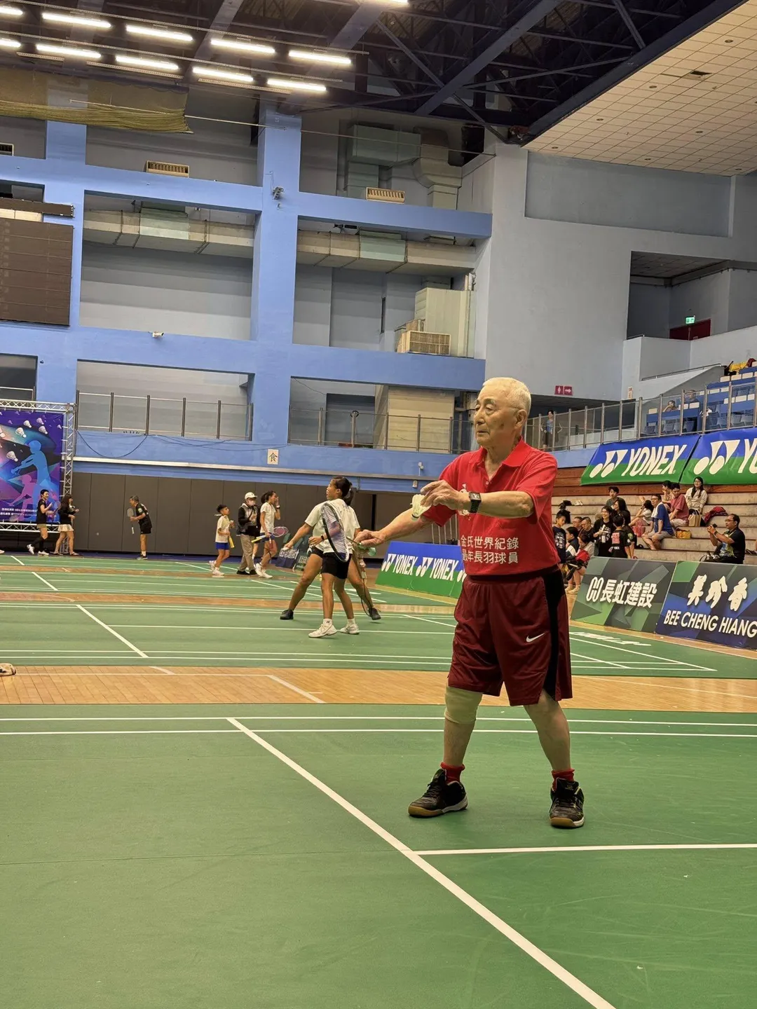 104歲林友茂參加世壯運羽球雙打,是國內最高齡選手,成為世壯運另類代言人,推廣全民運動。(圖/翻攝自臉書 老頑童林友茂 )
