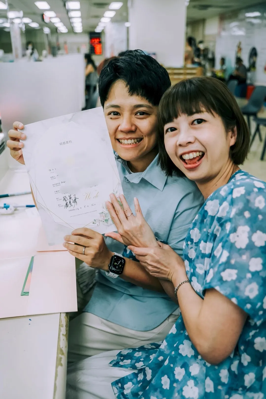 敏迪宣布結婚喜訊。(圖/翻攝自敏迪 臉書)