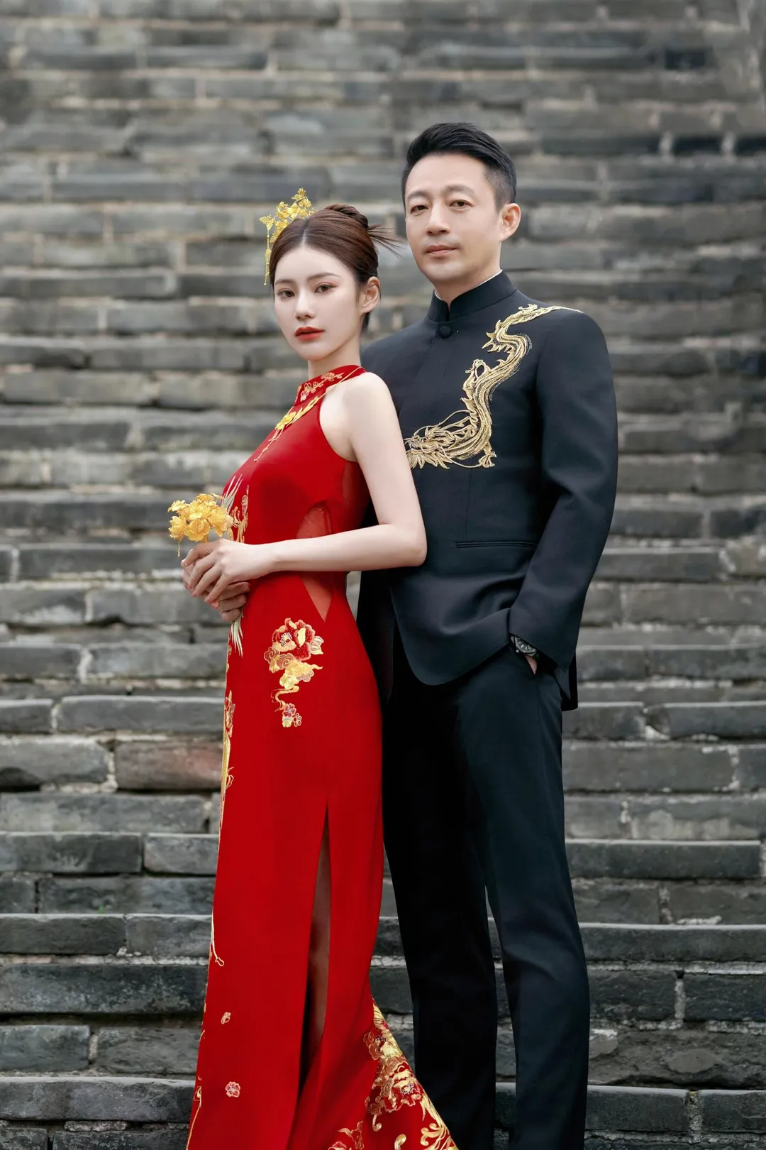 汪小菲與馬筱梅婚紗照曝光。(圖/翻攝自微博)