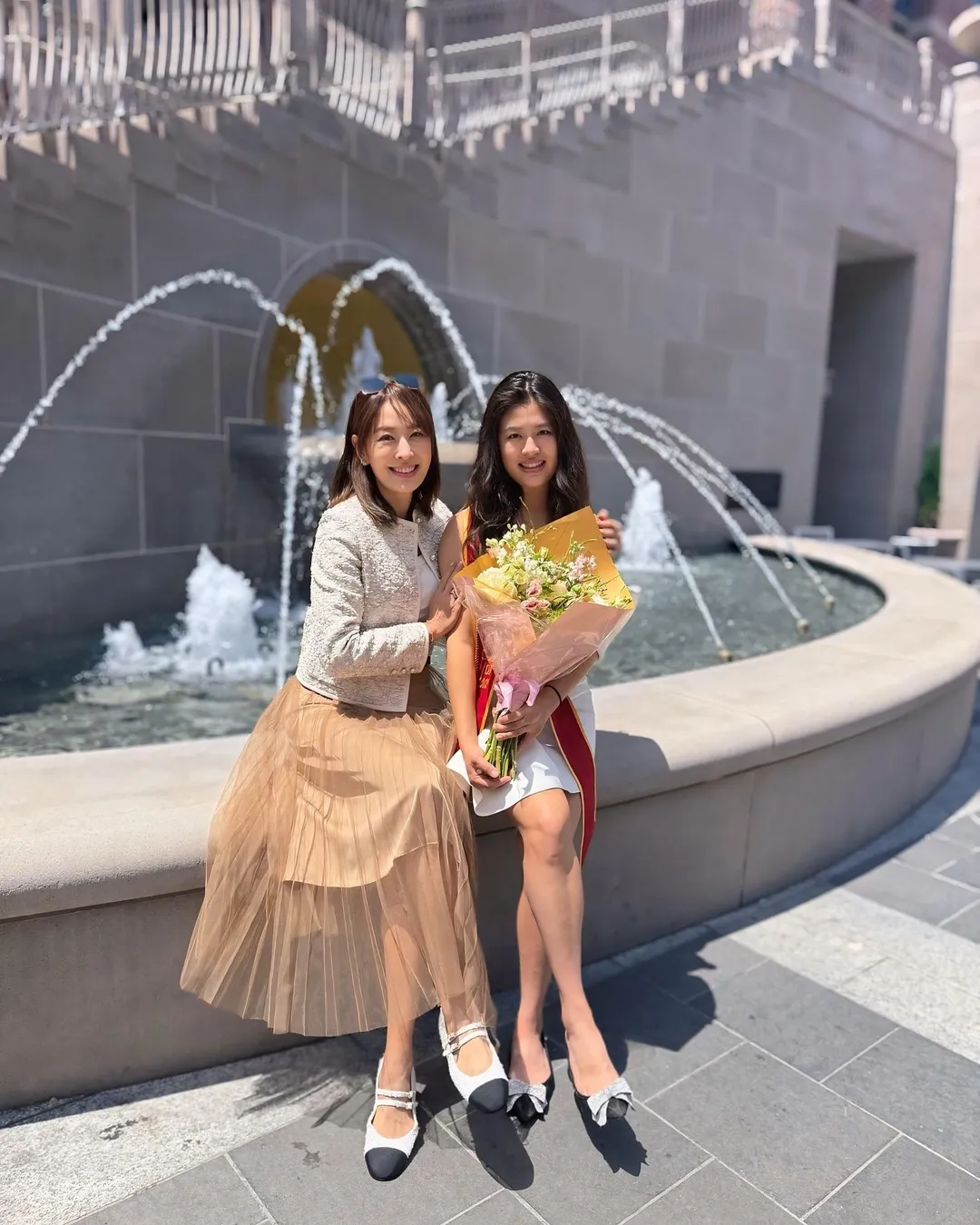 賈永婕大女兒近期從美國南加州大學畢業。（圖／翻攝FB 賈永婕的跑跳人生）