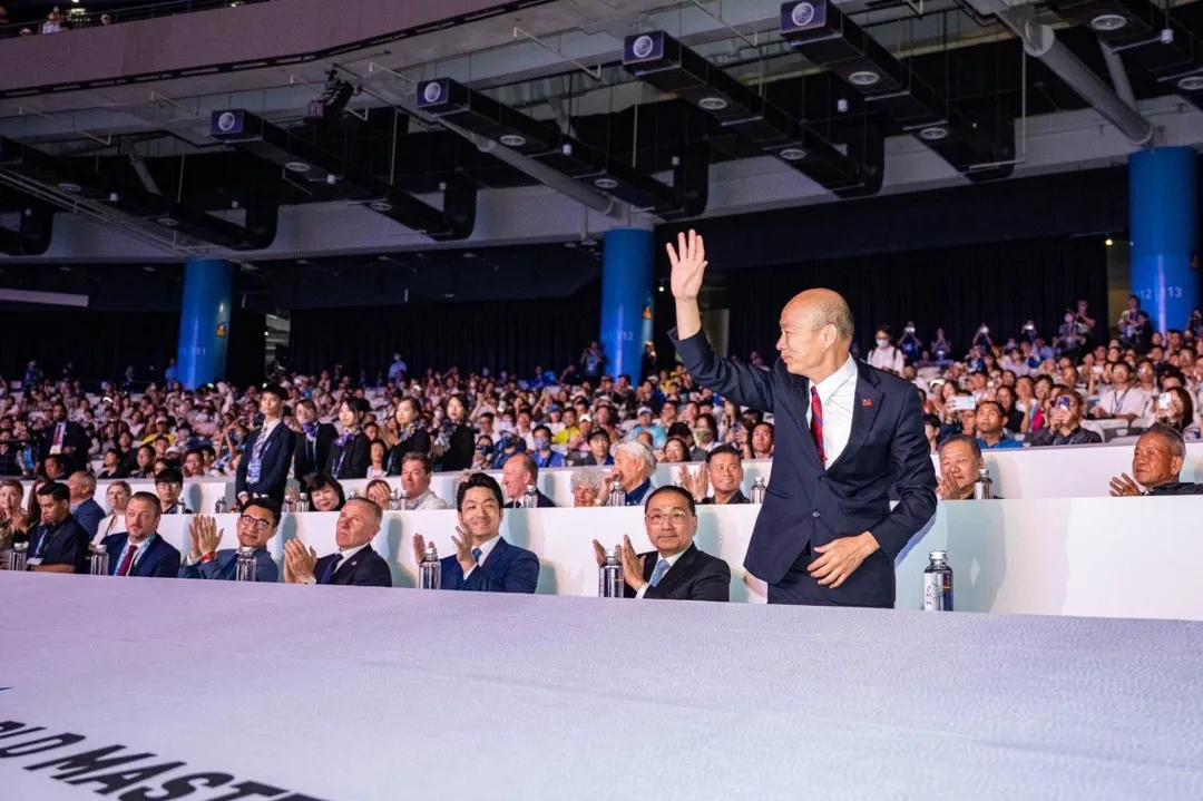 立法院長韓國瑜昨晚也受邀到台北大巨蛋參加2025世壯運開幕儀式。(圖/韓國瑜臉書)