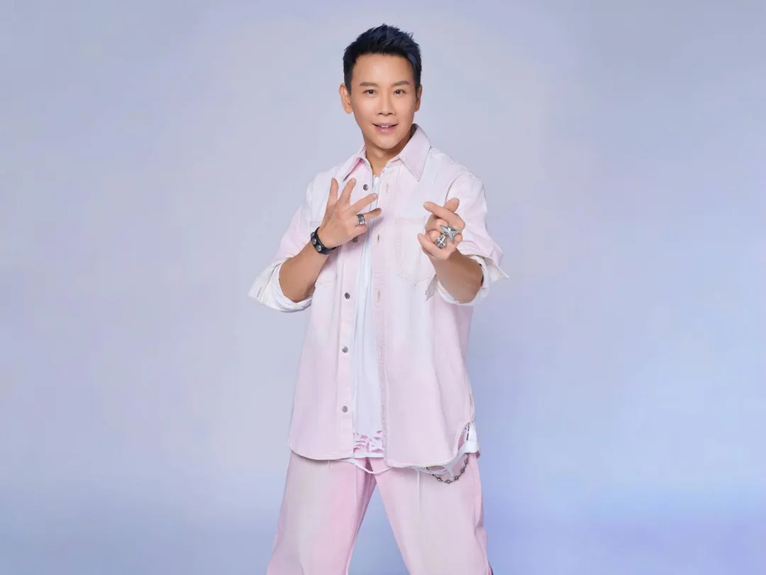 陶喆5月20日推出新歌〈陪你〉的MV。（圖／偉大文化提供）