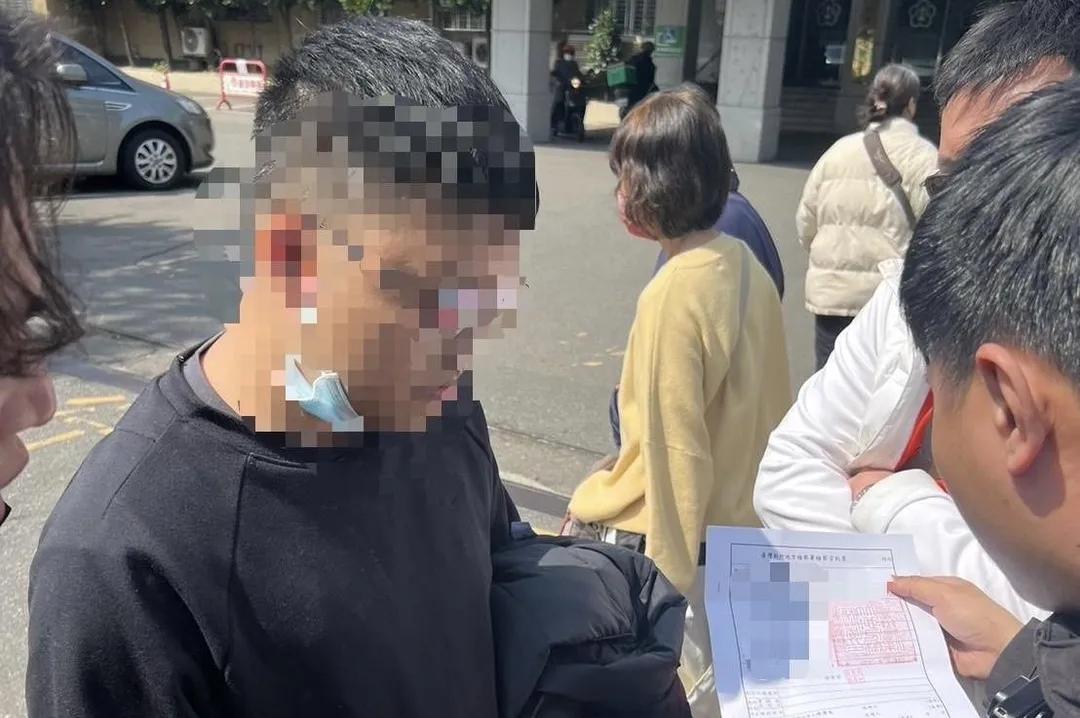 詐團車手遭警方逮捕。（圖／翻攝畫面）