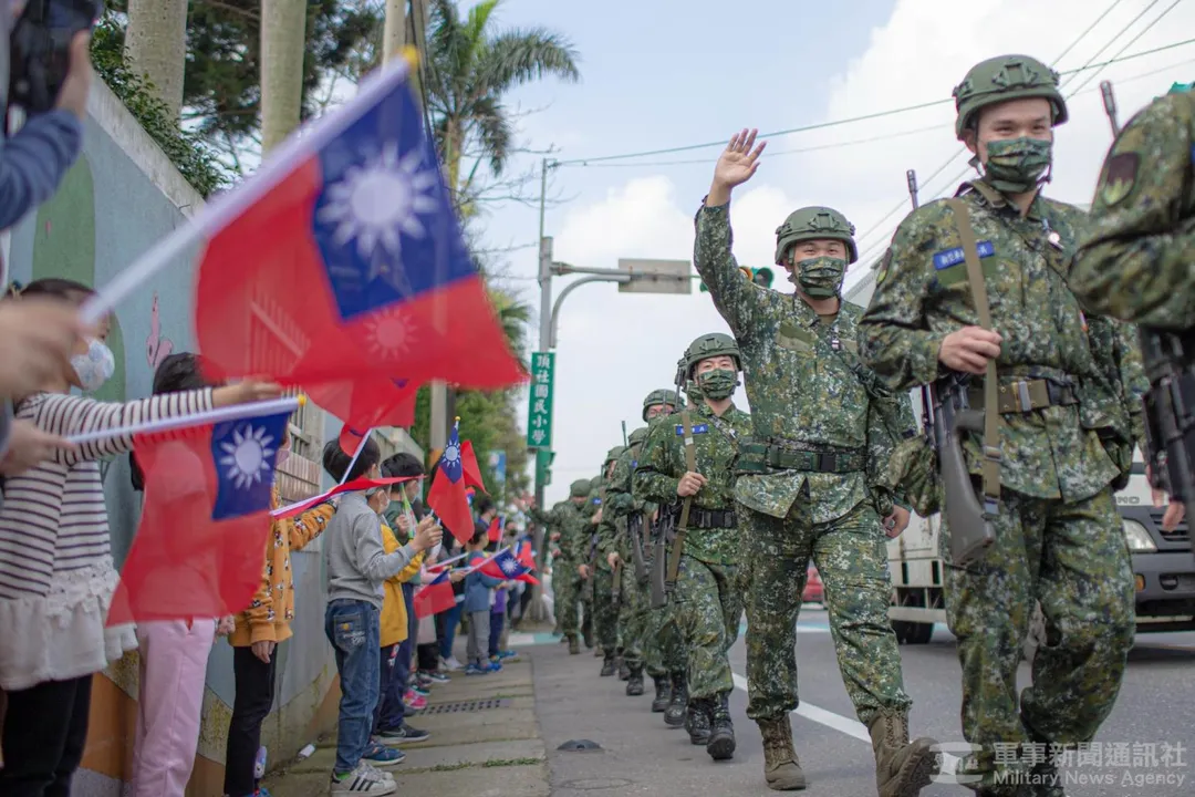 前立委郭正亮表示，美國智庫近期討論台灣在第一島鏈的戰略地位，引發各界關注。（圖取自國防部發言人臉書）