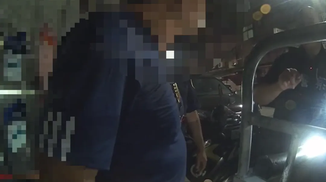 員警告誡男子勿有造成其他民眾誤會或恐慌之舉動。（圖／警方提供）