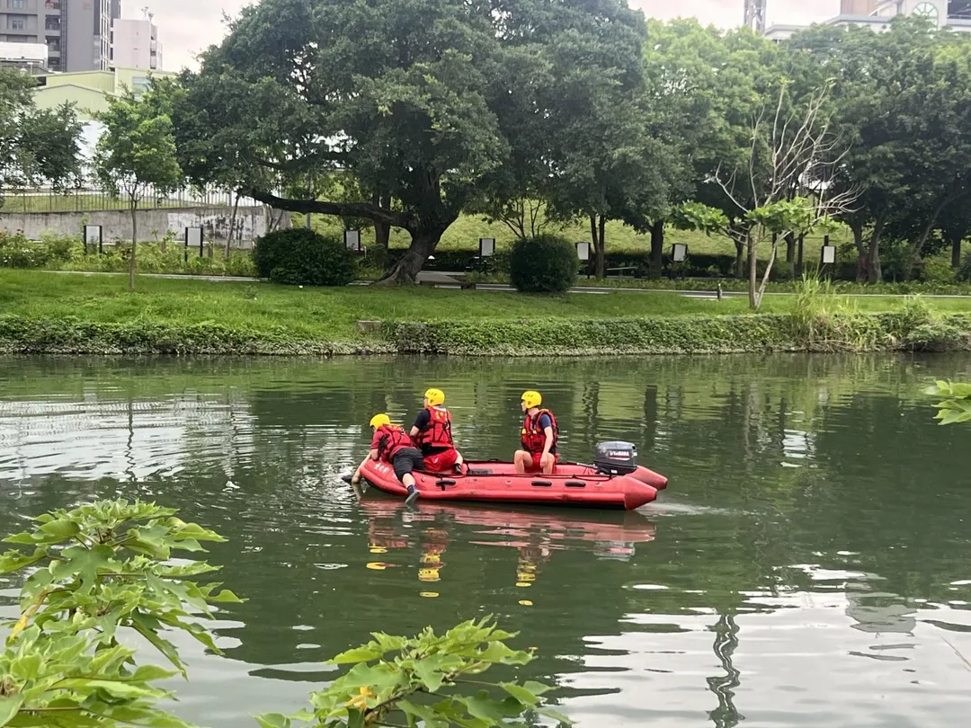台北市雙溪碼頭驚見浮屍。（圖／警方提供）