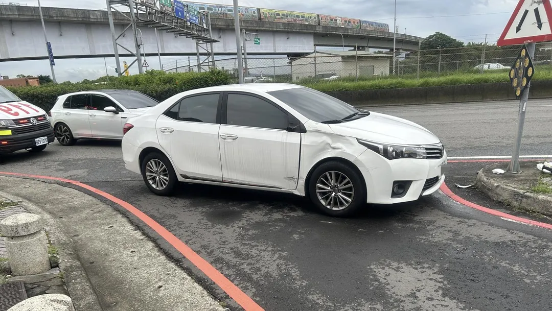 張政禹駕駛車輛。（圖／翻攝畫面）
