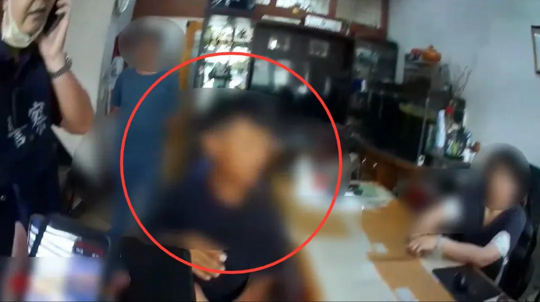 肇事男子遭警方查獲。(圖/翻攝畫面)