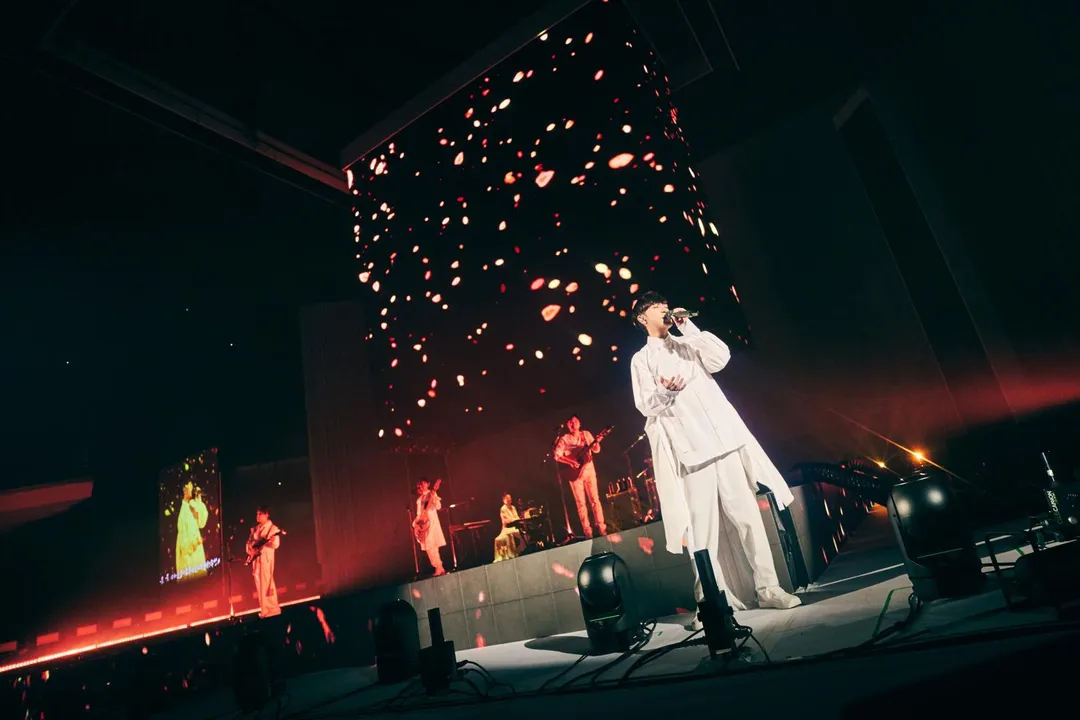 蘇打綠將燈光與音響等演出設備全數帶進武道館，讓場館驚呼：「很久沒遇過這麼大的挑戰！」 (圖／續風提供）
