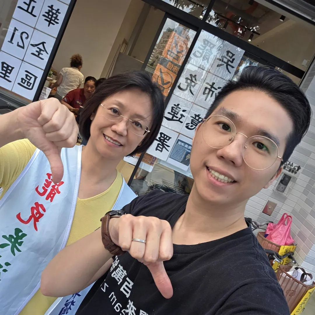 翁曉玲(圖左)、歷史哥。(圖/截自歷史哥臉書)