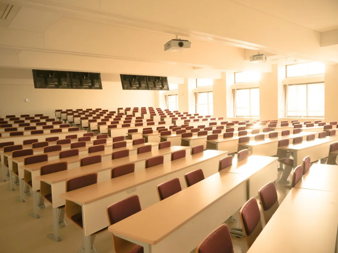 高中生分享被5所醫學系錄取，卻因學習歷程造假遭揭發，4校已拒錄。（示意圖／photo-AC）