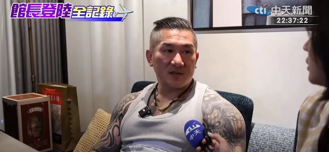 館長談到對青鳥的看法。（圖／中天新聞）