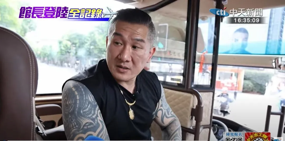陳之漢到大陸上海旅行，引發台灣網友正反兩面的看法。（圖/中天新聞）