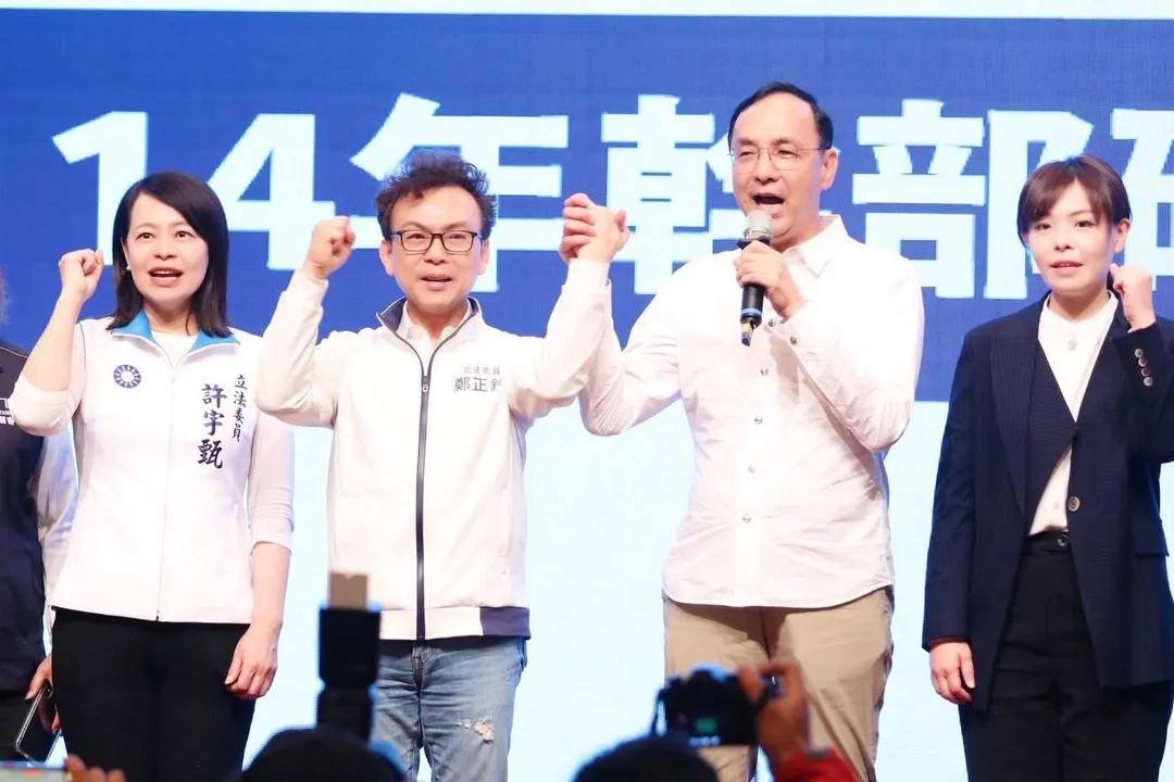 新竹市立委鄭正鈐、市長高虹安遭遇「雙罷」。（圖／翻攝鄭正鈐臉書）