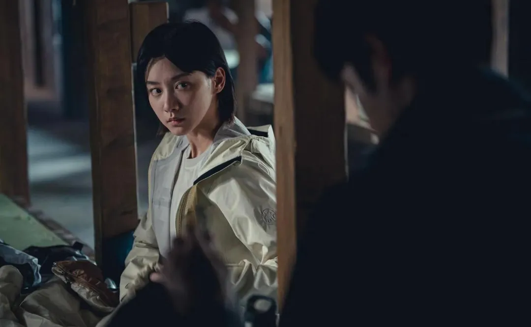 袁澧林在電影《山忌黃衣小飛俠》中需獨自承受所有中邪場面。（圖／威視電影　提供）