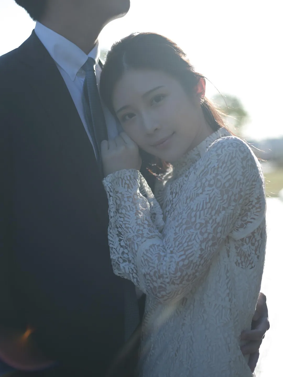 鄭家純2022年與日籍醫生Akira結婚。（圖／翻攝自鄭家純臉書）