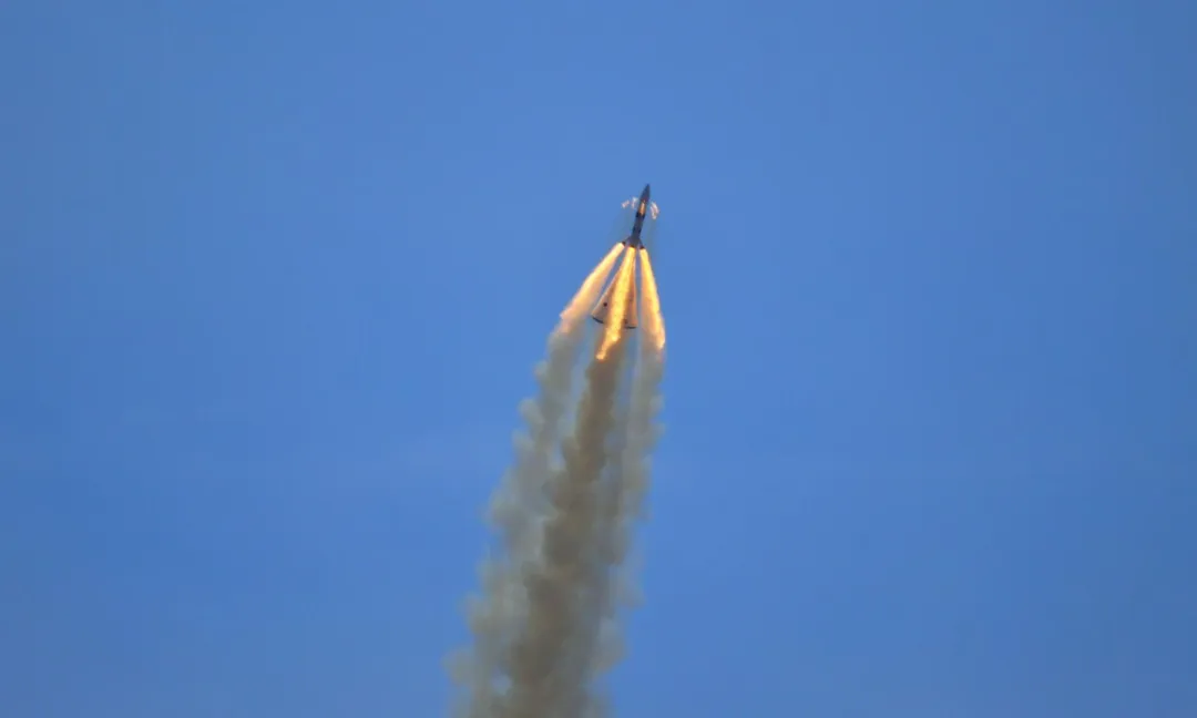 17日，大陸成功組織實施夢舟載人太空船零高度逃逸飛行試驗。（圖／新華社）