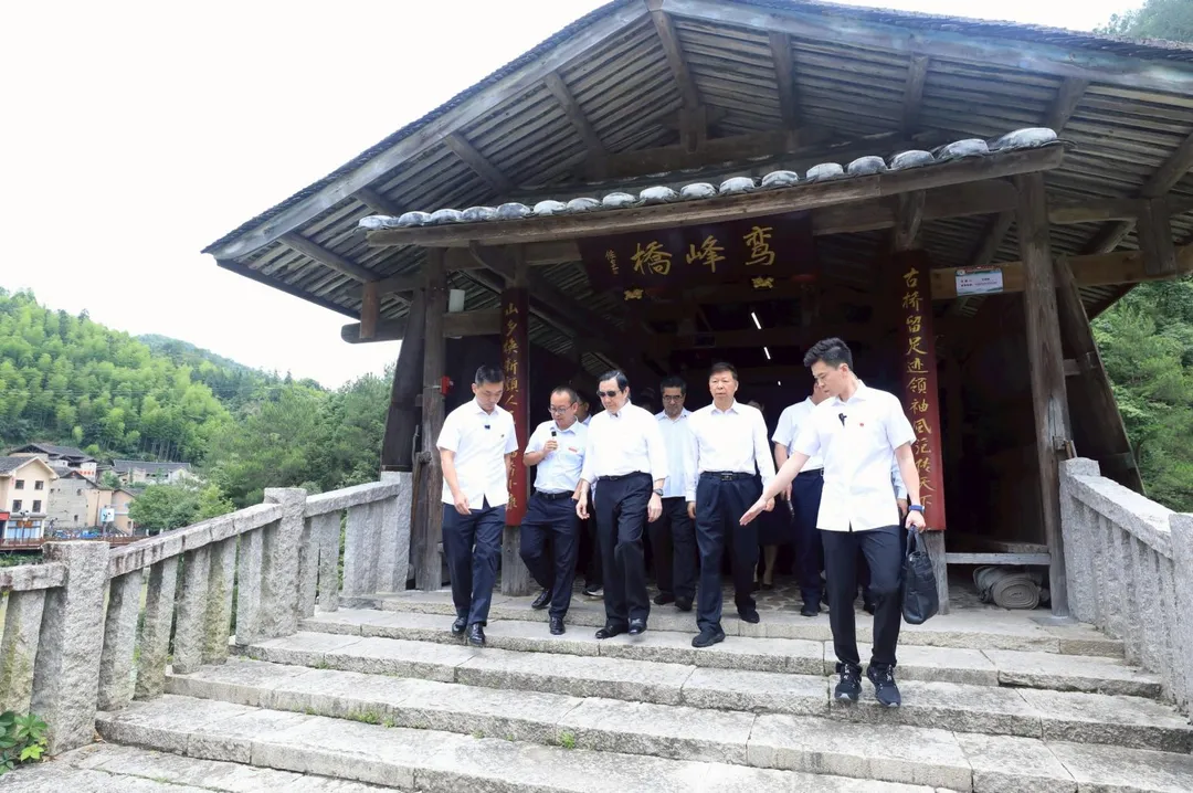 前總統馬英九率領「大九學堂」學生前往大陸參與海峽論壇。（圖／馬辦提供）