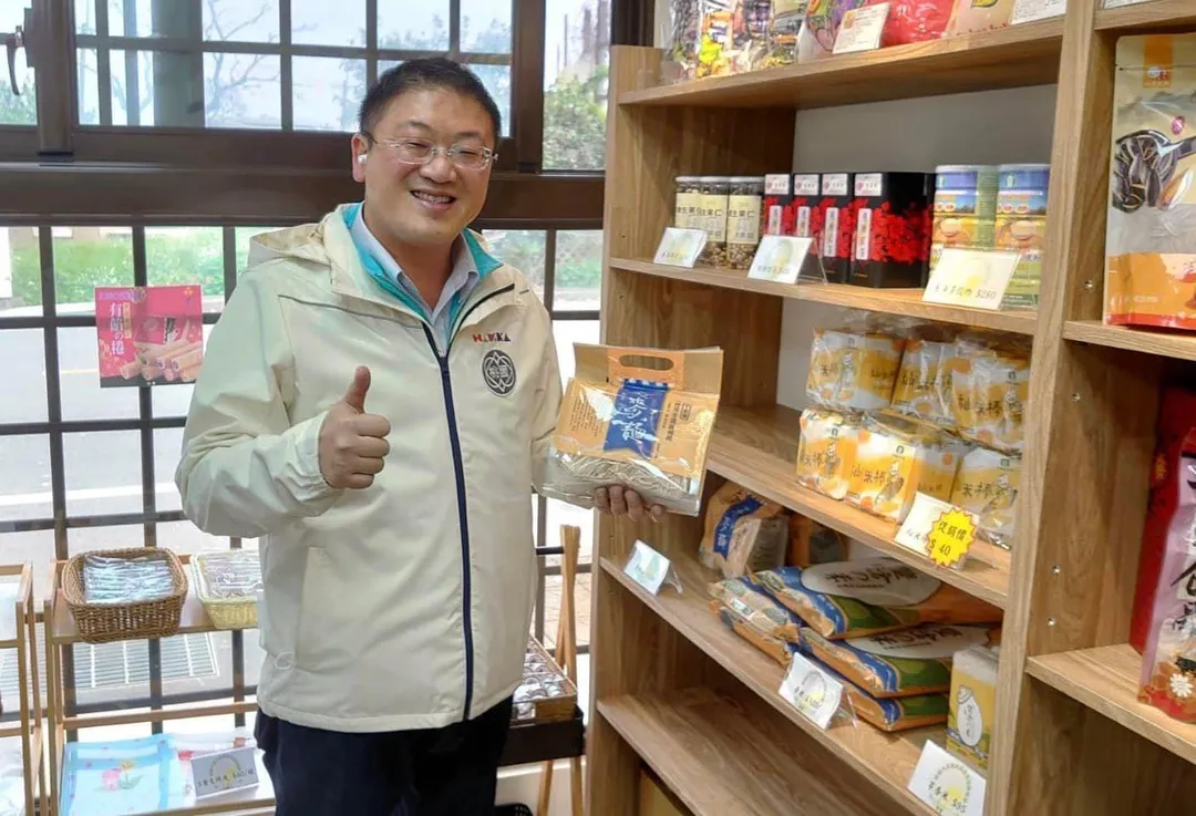 桃園市農業局長陳冠義。(圖/翻攝自陳冠義臉書)