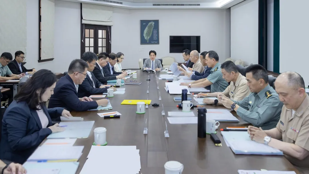 賴清德總統召開軍事會談。(圖/總統府)